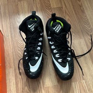 Nike Force Savage Pro Football Cleats